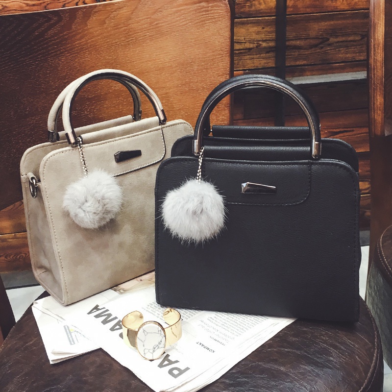 Túi đeo chéo IELGY phủ lông họa tiết đơn giản phong cách Hàn Quốc tùy chọn màu sắc