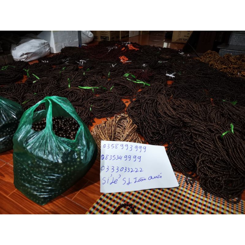 Vòng gỗ dả trầm hương