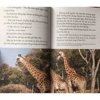 Sách - Mia Và Chú Sư Tử Trắng