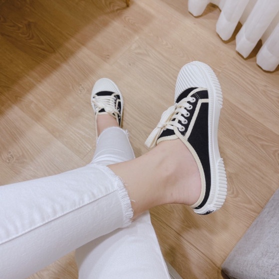 ⚡️[Mẫu mới][𝐅𝐫𝐞𝐞𝐬𝐡𝐢𝐩 + 𝐅𝐮𝐥𝐥𝐛𝐨𝐱] Giày sục CHA. NELLL đen trắng SIÊU HOT 2022 [Sẵn Hàng] ✅
