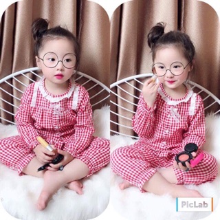Bộ pizama kẻ bé gái