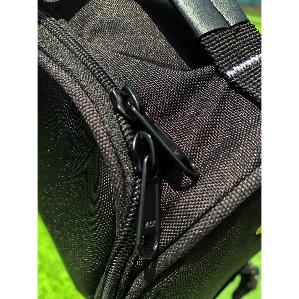 Túi đeo chéo đựng giày đá banh trơn, tập gym, vải Poly chống thấm nước