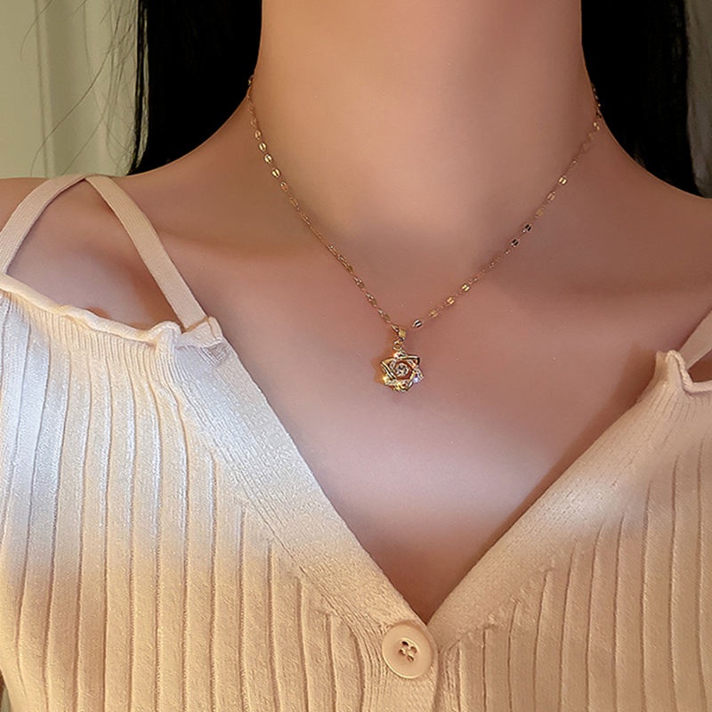Vòng cổ titan nữ mặt hình ngôi sao xinh xắn dây chuyền vàng TITAN KHÔNG GỈ trang sức titan cao cấp thời trang mẫu mới 2021