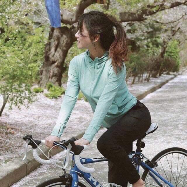 Áo chống nắng thun lạnh làm mát chính hãng Uniqlo Auth Nhật Xách Tay mẫu 2019-2020! | BigBuy360 - bigbuy360.vn