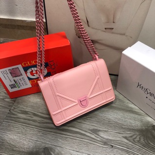 ✅✅✅Dior viền đinh về thêm