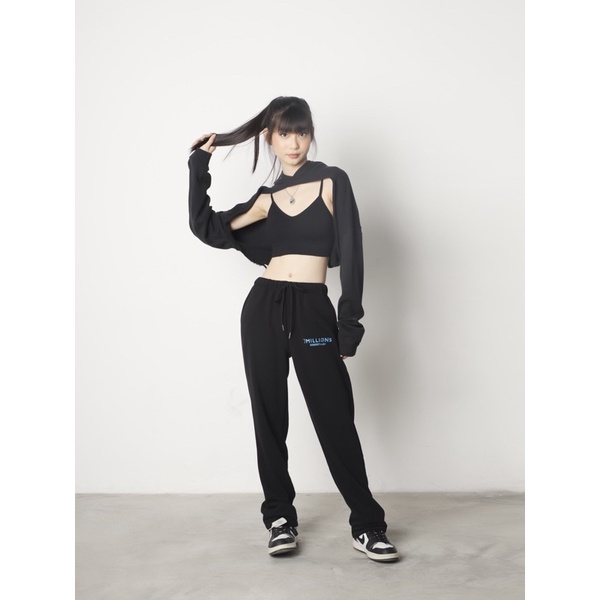 Quần dài Sweatpants Essential Plus 7Millions - Màu Đen - Tặng Kèm Box - Unisex Nam Nữ - Form oversize