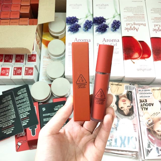 Son kem lỳ 3CE Soft Lip Lacquer