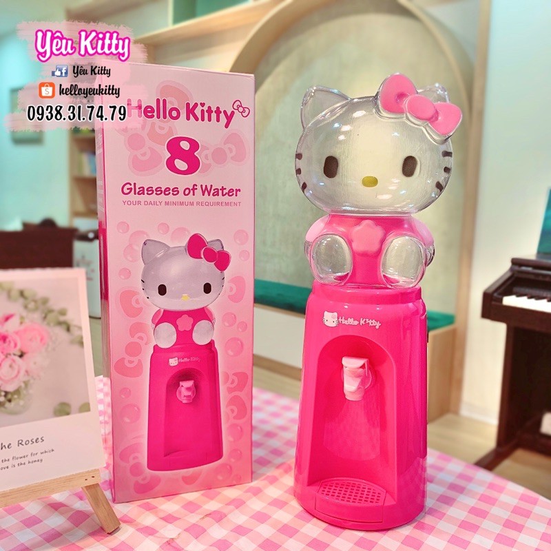 Bình nước 2L Hello Kitty