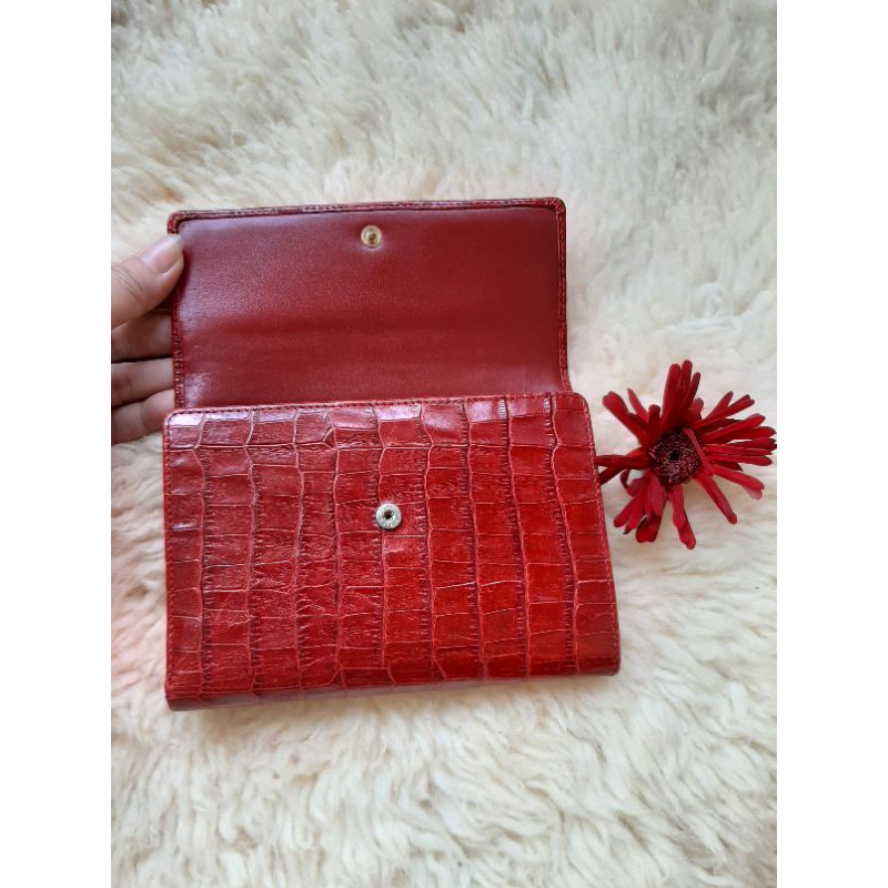 Vi da bụng cá sấu