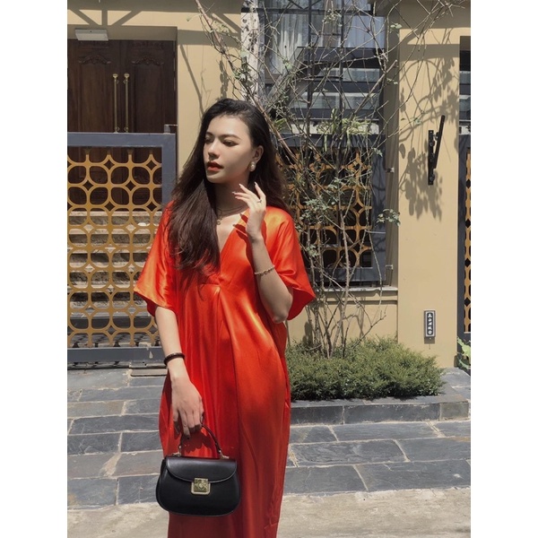 váy zara size xs authentic, xs nhỏ nhất, form chuẩn, chất siêu đẹp lun nha, dáng váy midi siêu sang lun, hoạ tiết beo si