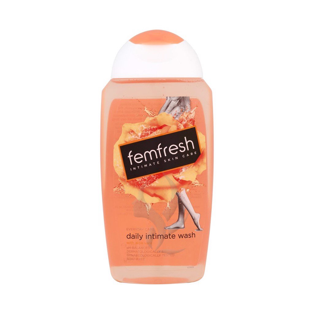 Dung Dịch Vệ Sinh Femfresh Ultimate Care Pure &amp; Fresh Wash 250ml Giúp Da Vùng Kín Sạch Sẽ, Thơm Mát