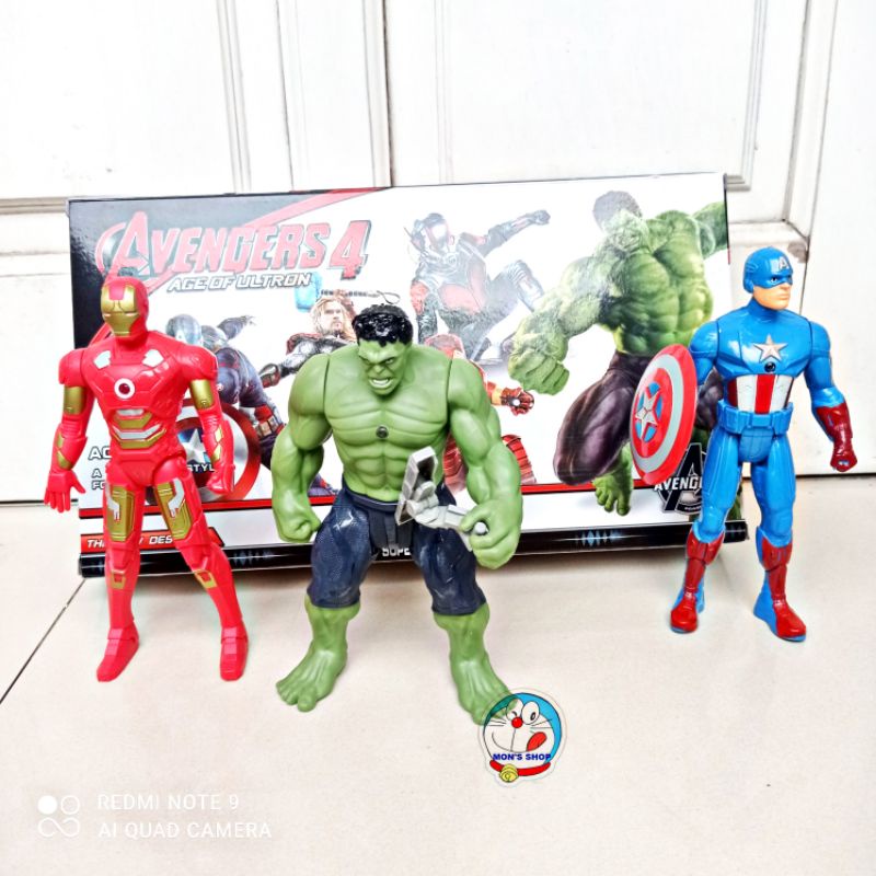 Hộp 3 nhân vật siêu anh hùng Avengers có sẵn pin, phát sáng