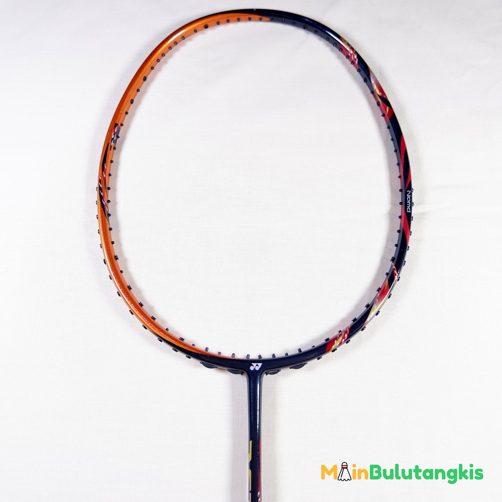 Vợt Cầu Lông Yonex Astrox 99 Chuyên Dụng