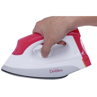 Bàn ủi khô delites buk03 bảo hành vàng
