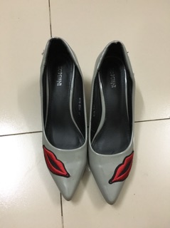THANH LÝ giày 50k, size 37
