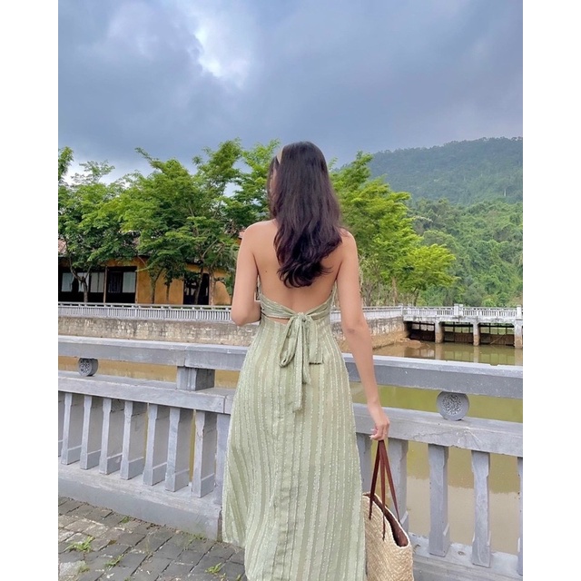 Đầm midi xanh cổ yếm phối nơ lưng