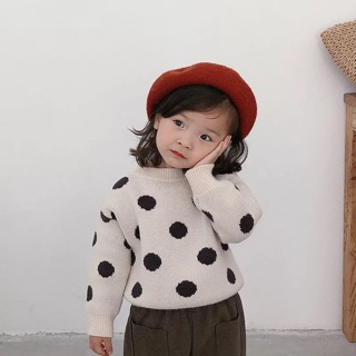 Áo len chấm bi