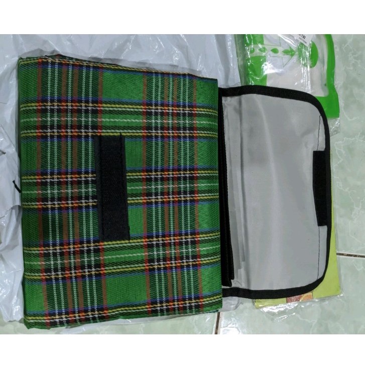 Thảm trải du lịch đi phượt picnic ngoài trời chống thấm nước gấp gọn đa năng Bodysport