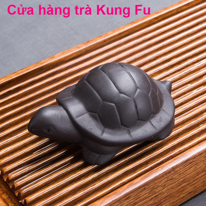 Trà Pet Set Phụ kiện trang trí Lucky Bull đổi màu Zisha Con cóc vàng bò đất sét tím Cuộc chiến