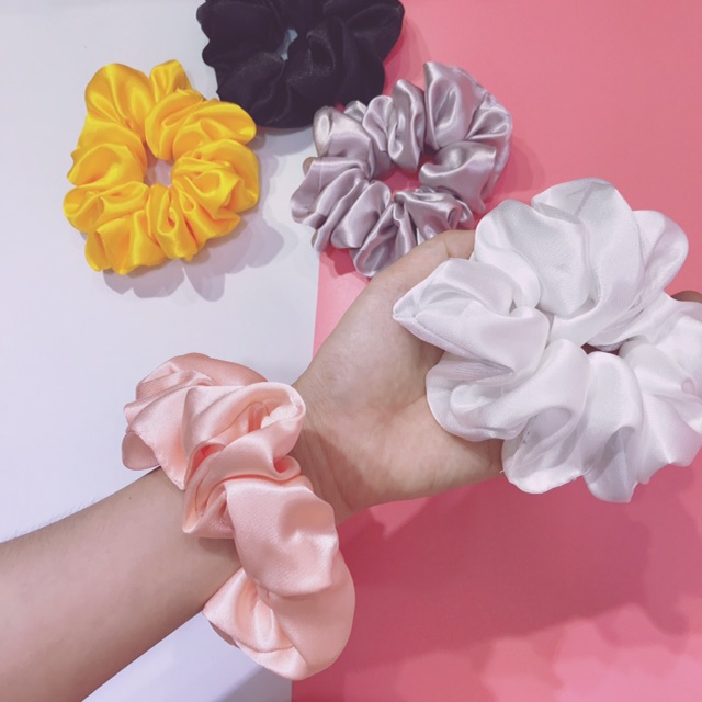 Cột tóc vải phi lụa siêu to , cực nhún - scrunchies