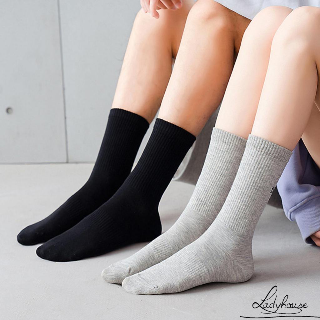 Tất thể thao dài co giãn in chữ đơn giản dành cho nữ