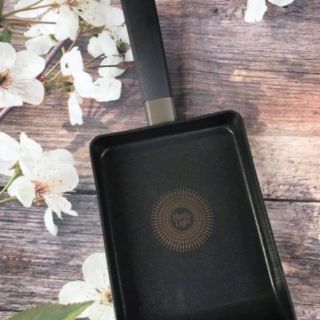 CHẢO VUÔNG LOCK&LOCK HARD&LIGHT 18CM