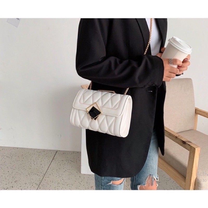 Túi xách nữ, túi đeo chéo da mềm mặt khóa gương