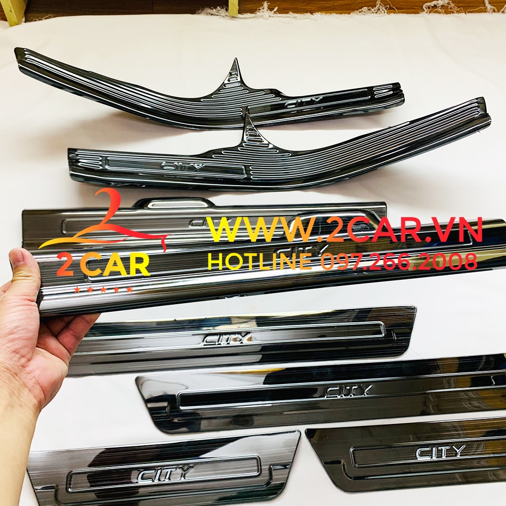Ốp bậc chân trong, ngoài xe Honda City 2015-2020, 2021-2022 chất liệu Titan cao cấp