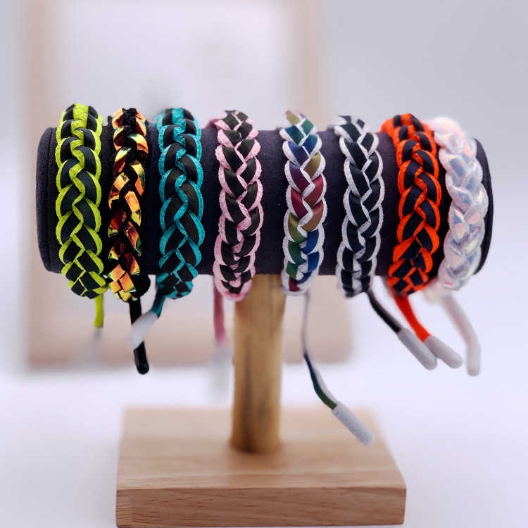 Vòng tay thời trang kiểu thắt dây paracord nhiều màu sắc phản quang cực cá tính | BigBuy360 - bigbuy360.vn