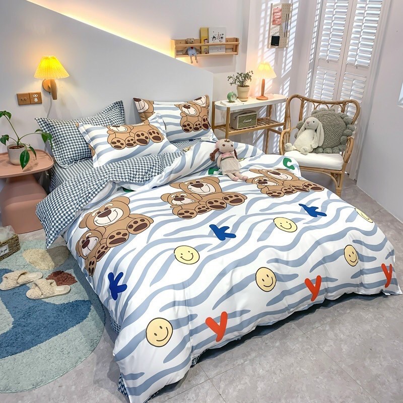 Bộ Drap &amp; Chăn Phao Cotton Poly Gấu Xanh Dương