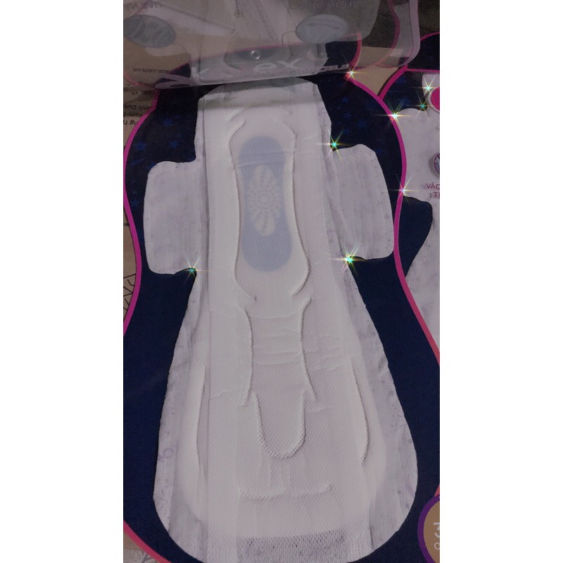 Băng vệ sinh KOTEX đêm 32cm 10M cánh chống tràn