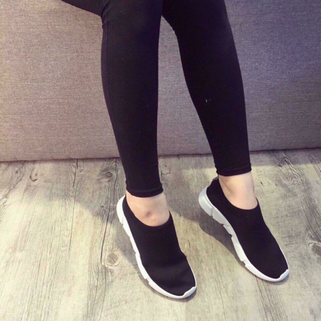 Giày thể thao chun