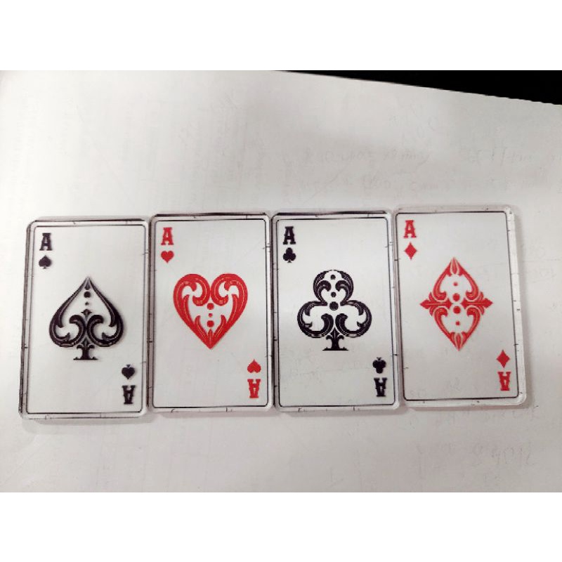 Bộ bài tứ quý bằng mica độc đáo
