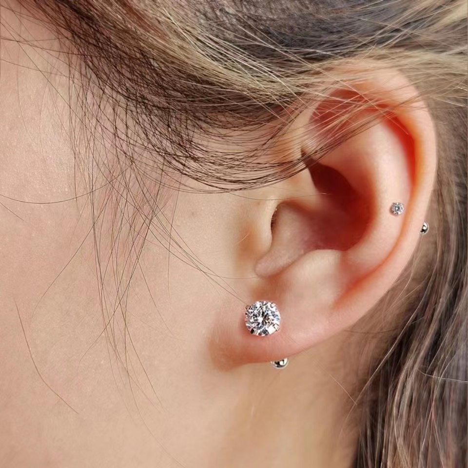 Khuyên Tai Thép Titan Đính Đá Zircon Thời Trang