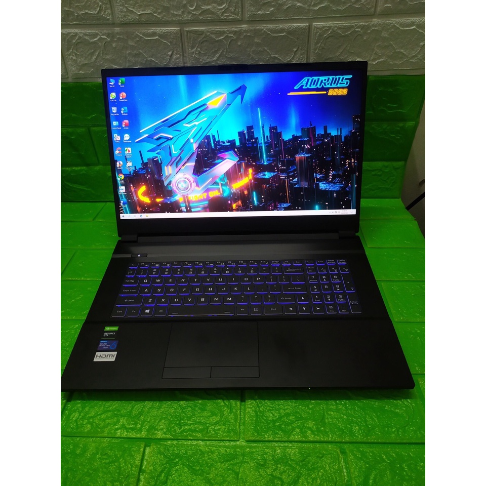 Laptop Gigabyte Gaming Aorus 7 MB Core i7 gen10 Ram 16G GTX1650Ti màn 17.3 FullHD 144hz