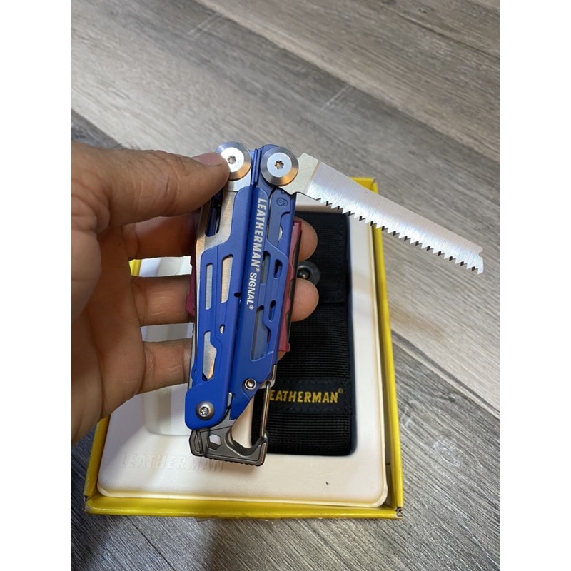 Kềm Đa năng Leatherman Signal màu Cobalt new 100% Fullbox