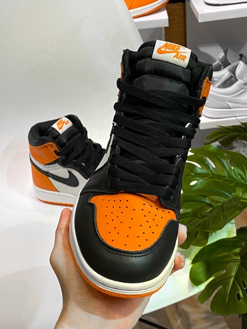 Giày bóng rổ - Air Jordan SBB