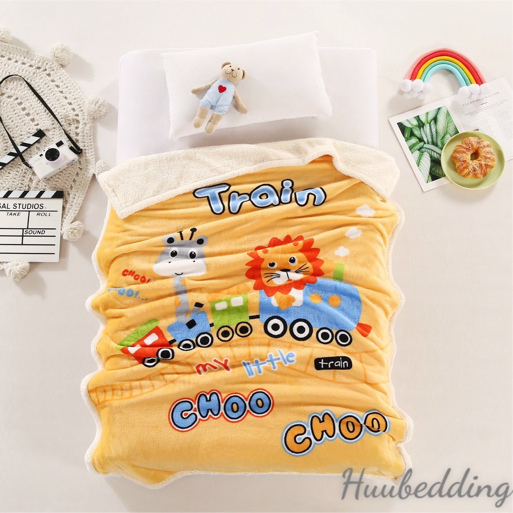 Chăn lông cừu mùa đông cho bé đi học đến trường tiện lợi 2 lớp 95x1m35