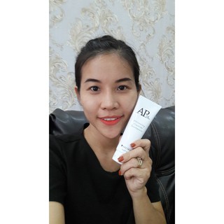 Kem đánh trắng răng AP24