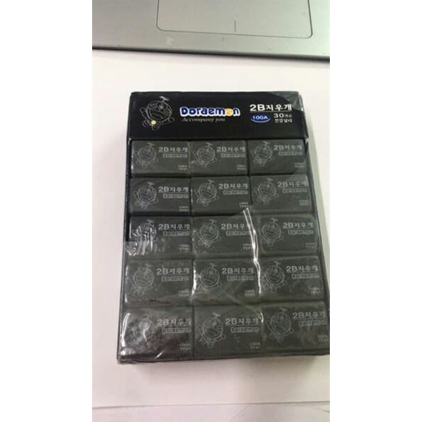Gôm đen 2B - 100A , Hello kitty ( cục )