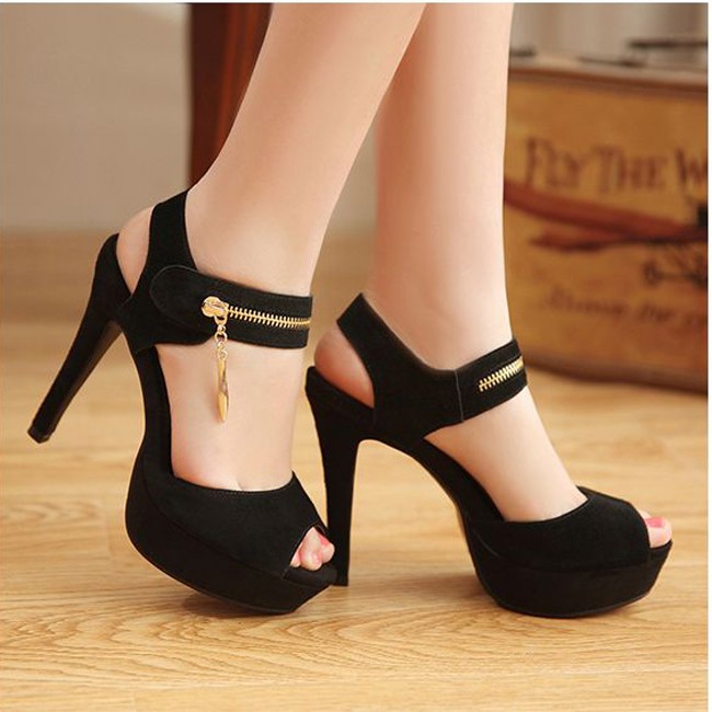Giày cao gót đai phối khóa kéo đá trang trí	- CG92