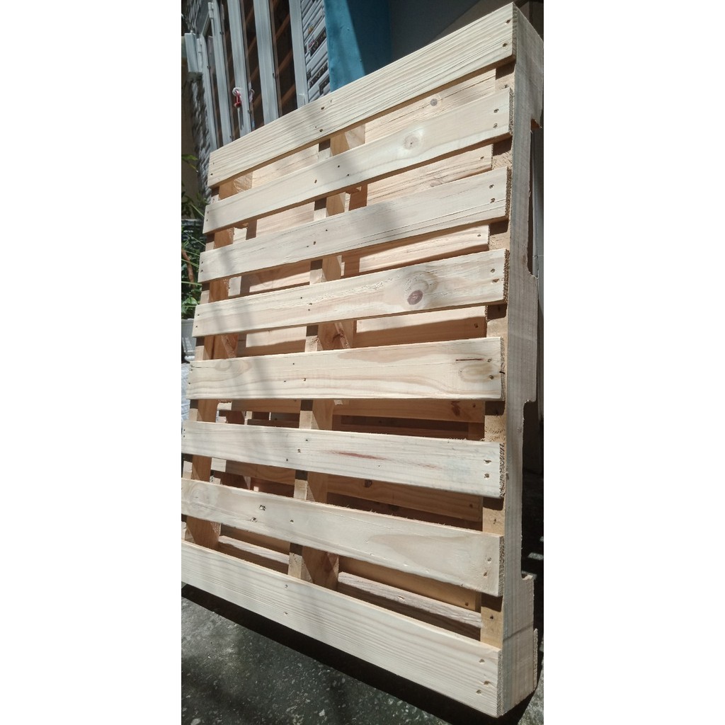 Giường pallet gỗ thông 1m2 -1m8 Homevuive | BigBuy360 - bigbuy360.vn