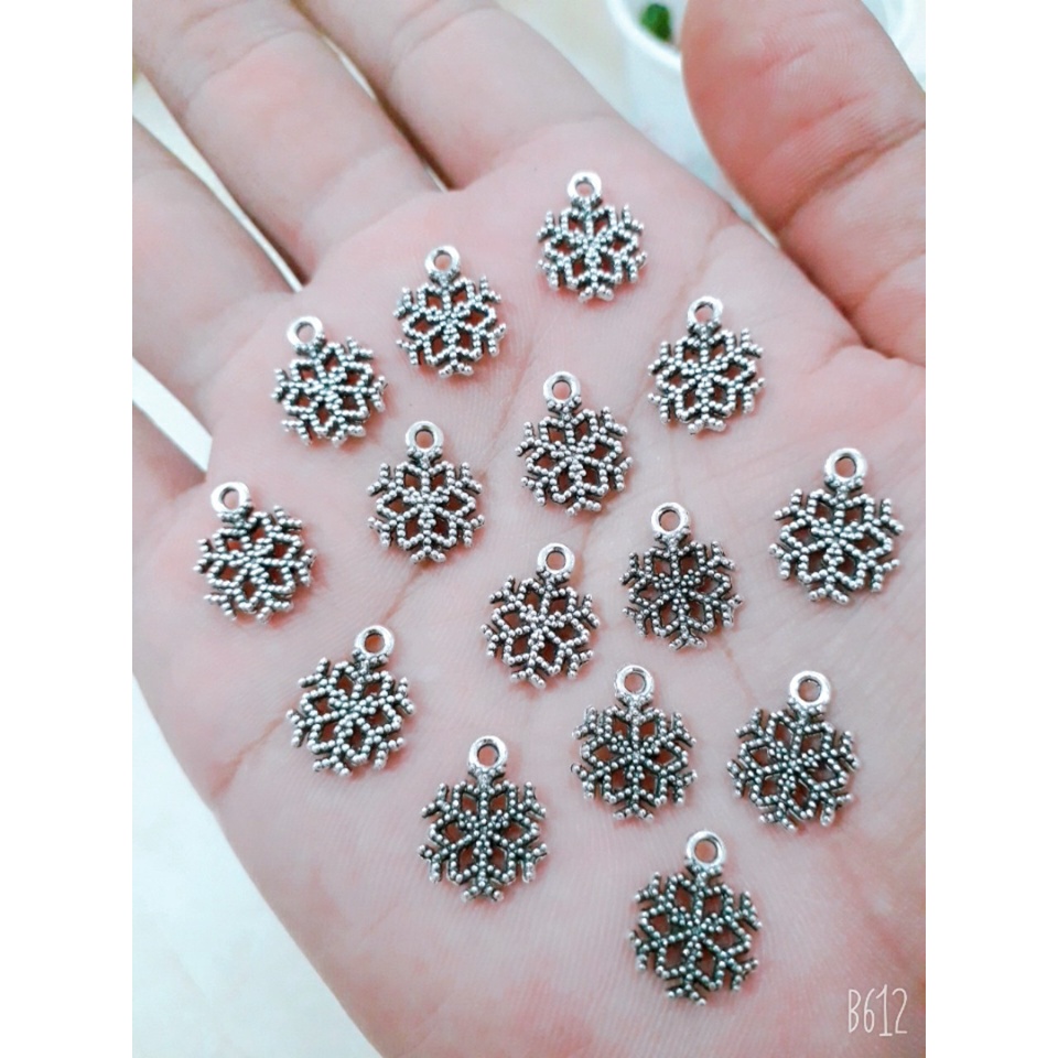 Charm bạc hợp kim giá sỉ : 50 gram = 25k / 1gói [ chuyên cung cấp charm sỉ các loại ]
