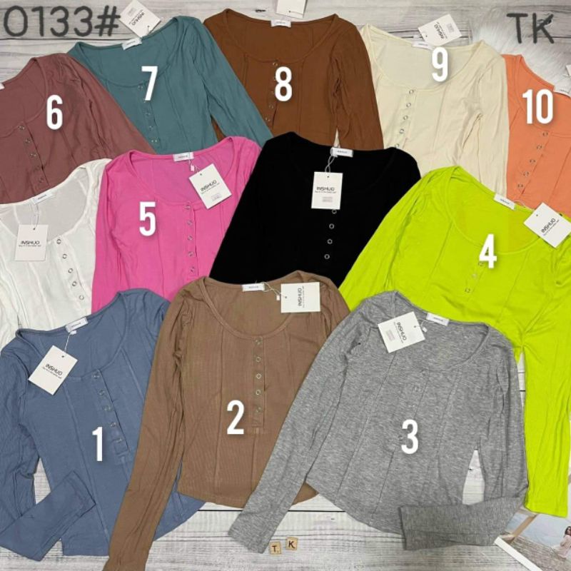 Áo thun tăm cúc bấm