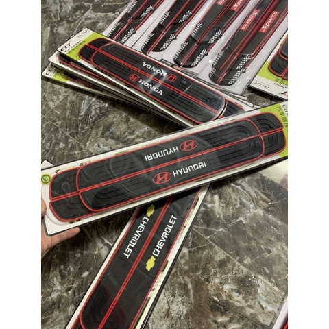 Bộ 4 Nẹp Bước Chân Cao Su Sport Chống trơn trượt chống Trầy Xước Bậc Cửa Lên Xuống Ô Tô