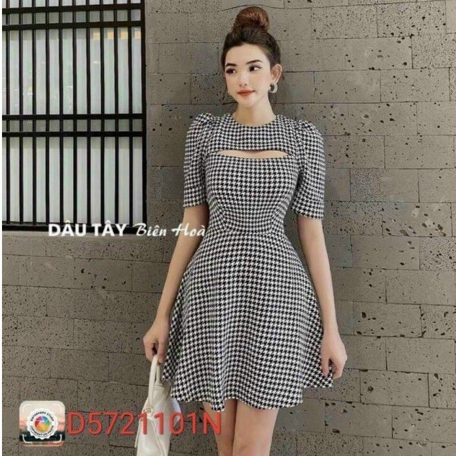 Đầm caro cut out siêu xinh Hàng y hình
