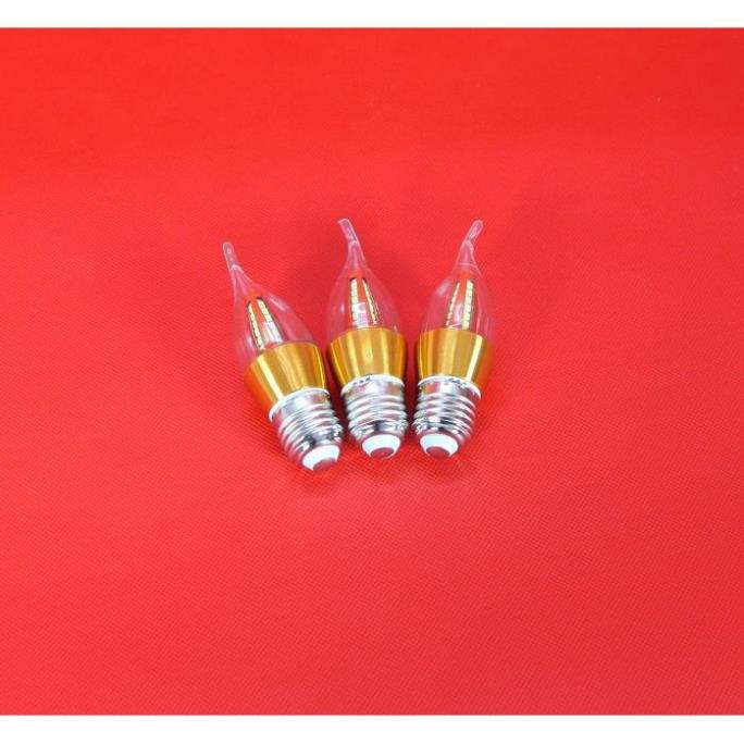 Bộ 3 bóng đèn LED C35 4w hình nến viền vàng đui E27