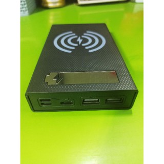 Box sạc dự phòng không dây 3 cổng vào có support không pin