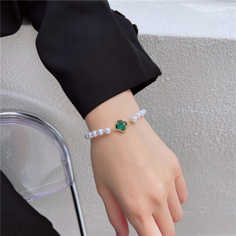 Lắc Tay Hạt Châu Charm Đá Cỏ 4 Lá - Vani Store [TS000597]