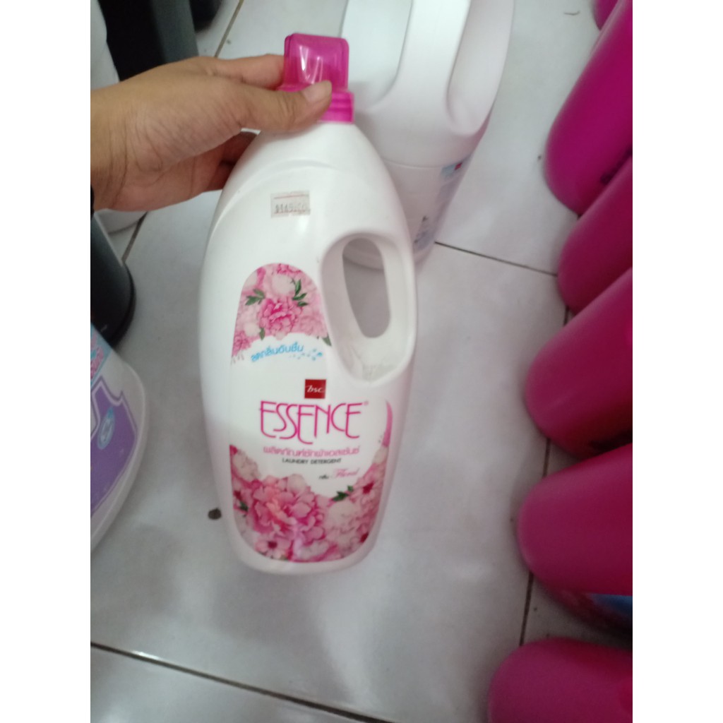 nước giặt essence 3.5L ( tím, xanh, hồng)